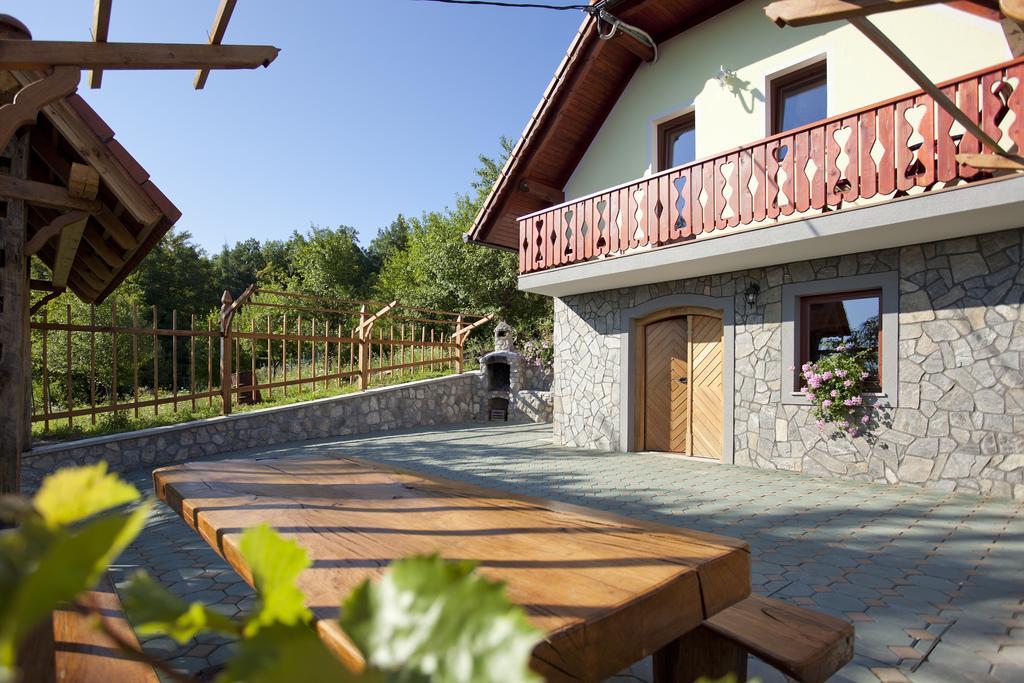 Vineyard Cottage Lustek Novo Mesto Buitenkant foto
